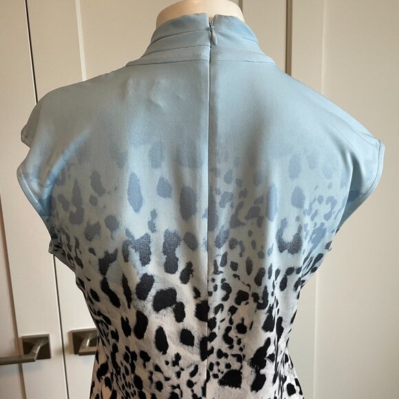 Calvin Klein Cap Slv Twist Neckline Animal Print Poly Blend Top Blue Blk Wht S - Picture 7 of 13